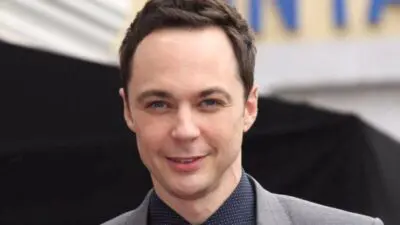 JIM PARSONS, IL GENIO DI “THE BIG BANG THEORY” È IL PIÙ PAGATO DELLA TV