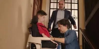 FAMIGLIE SMA: “GRAZIE A CHECCO ZALONE RACCOLTI 250MILA EURO PER CAMPAGNA CONTRO L’ATROFIA MUSCOLARE SPINALE”