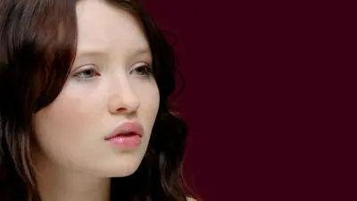 EMILY BROWNING: «LA MIA ANSIA DA RED CARPET»