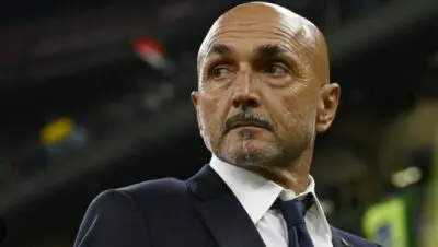 Tim: On Air lo spot con Luciano Spalletti e IPhone 15 PRO dedicato a ‘Tim rivaluta lo smartphone’