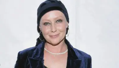 Shannen Doherty vende i suoi mobili per portare la madre in vacanza