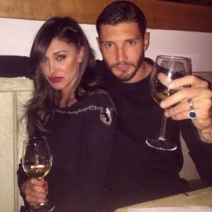 BELEN: “ECCO IL MIO COLPO DI TESTA CON STEFANO DE MARTINO”