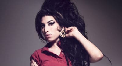 Amy Winehouse “raccontata” dalla madre Janis in un nuovo docu-film: “Vi mostro la mia Amy”