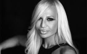 DONATELLA VERSACE IN POSA PER GIVENCHY