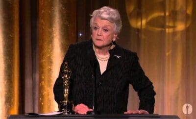 Scandalo molestie. L’opinione di Angela Lansbury: “Le belle donne a volte devono prendersi la responsabilità delle molestie”