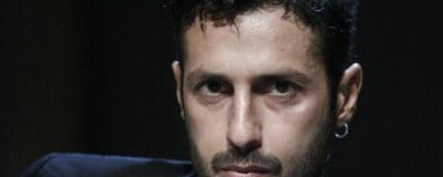 Fabrizio Corona si sposa? Non proprio. “Al momento, no”, precisa la fidanzata