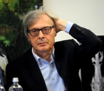 SGARBI E LA DEFECATIO, OSSIA QUANDO LA REALTÀ SUPERA LA PATAFISICA