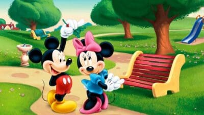 Minnie, la fidanzata di Topolino, compie novant’anni