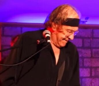 PAUL KANTNER MORTO A 74 ANNI: FONDO’ I JEFFERSON AIRPLANE, BAND SIMBOLO DELLA MUSICA WEST COAST ANNI ’70