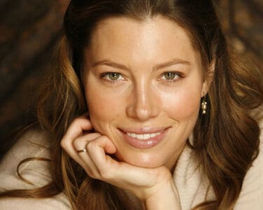 JESSICA BIEL: «SOLO UN PO’ DI PANCETTA»