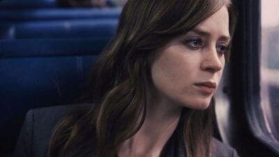 “LA RAGAZZA DEL TRENO” È EMILY BLUNT, DAL BESTSELLER AL CINEMA