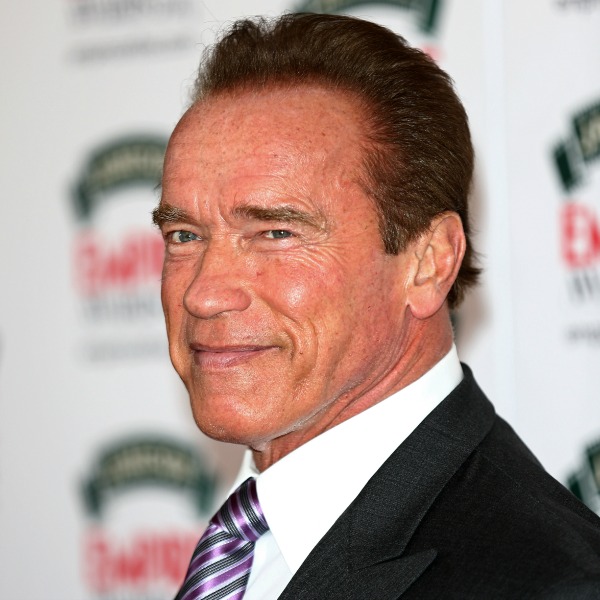 Schwarzenegger debutta in tv: sarà il protagonista di una serie tv western, per Amazon