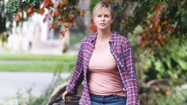 Charlize Theron: “Troppi cambiamenti fisici per recitare, mi sono ammalata”