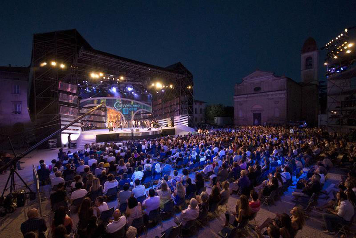 Festival di Castrocaro 2017, la finale in diretta su Rai 1: conduttori, giuria e super ospite