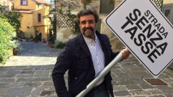 Flavio Insinna alla conduzione di “La Strada senza tasse”