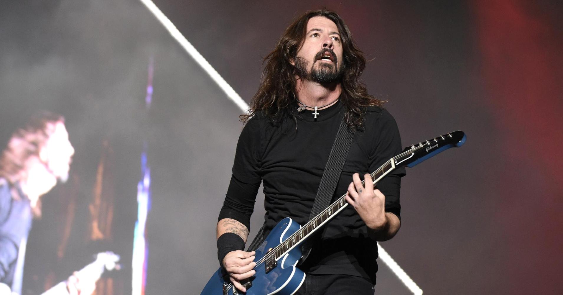 Dave Grohl e la madre produttori di una serie tv sulle mamme rock