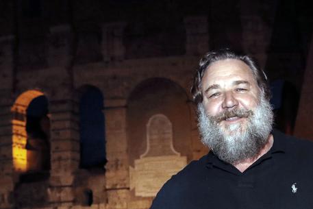 Russell Crowe terrà un concerto a Taranto