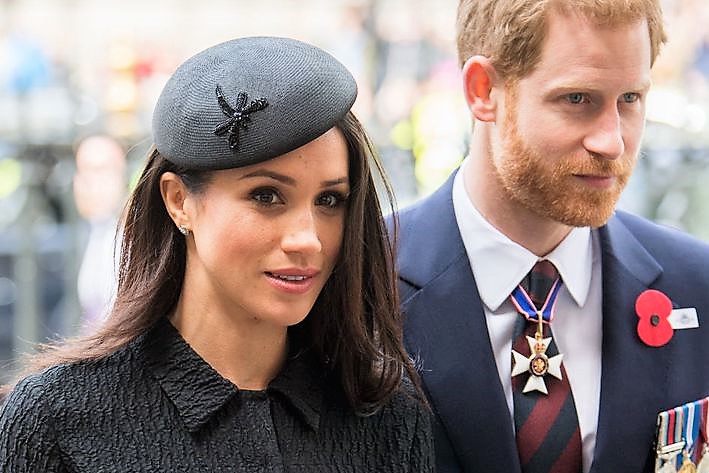 Dal riposo alla gravidanza: tutte le regole imposte dalla Regina a Meghan Markle