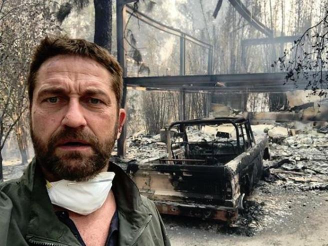 Incendi in California, Gerard Butler mostra la sua villa distrutta su Instagram: «E’ straziante»