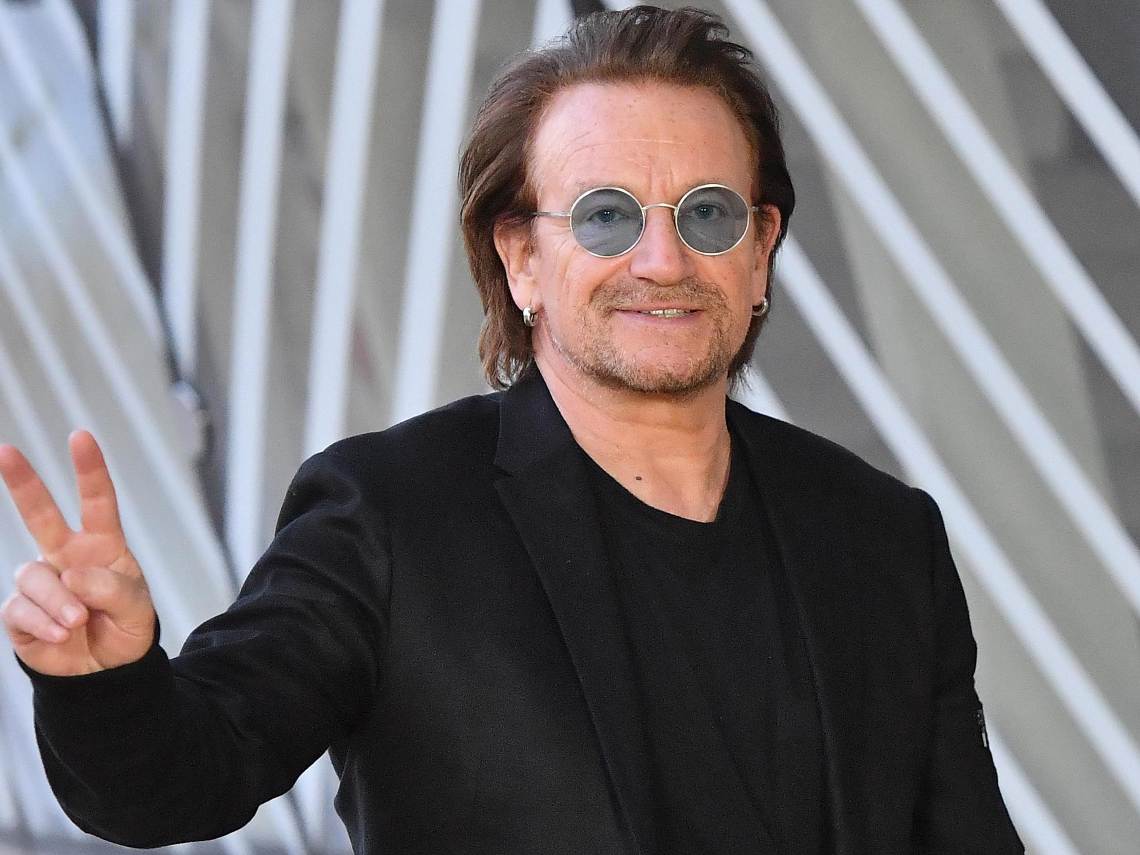 Bono a Davos: “Il capitalismo non è immorale, è amorale. Attenti al populismo”