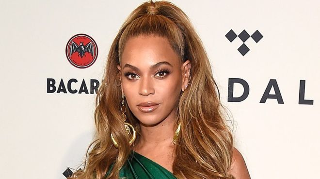 Beyoncé spiega l’omaggio a Meghan Markle: «È paladina del black power»