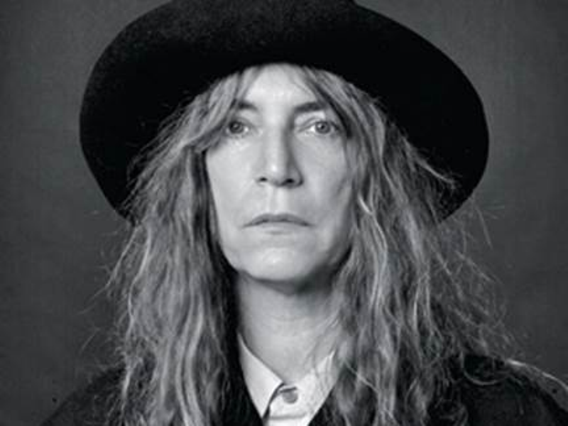 A Patti Smith le chiavi di New York e un dolce per i suoi 75 anni