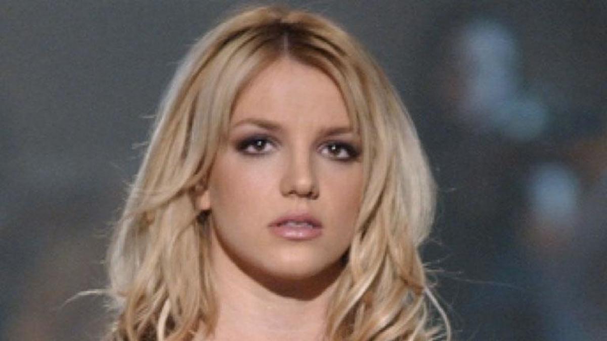 Britney Spears, attesa per pop star in corte