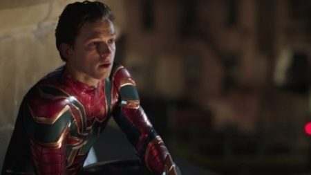 Torna Spiderman ma Tom Holland mette in guardia: “Non guardate il trailer se non siete già stati a vedere ‘Avengers’