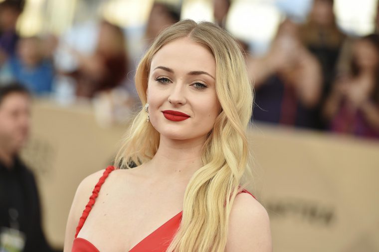 Sophie Turner e la disputa sullo stupro che divide l’opinione pubblica