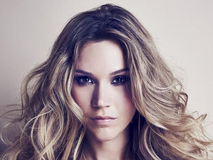 Joss Stone trattenuta ed espulsa dall’Iran