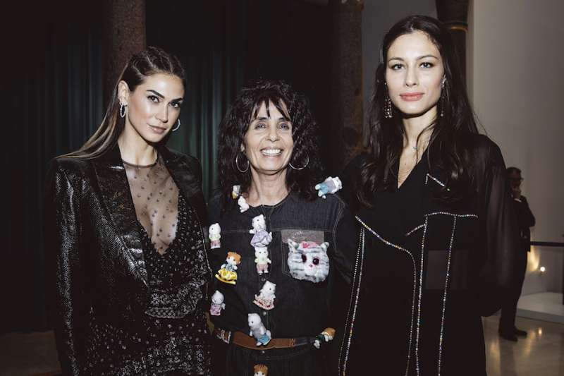 Melissa Satta e Marica Pellegrinelli sono diventate migliori amiche e si fanno chiamare ‘Marissa’: foto insieme alla Fashion Week a Milano con look tutti da guardare