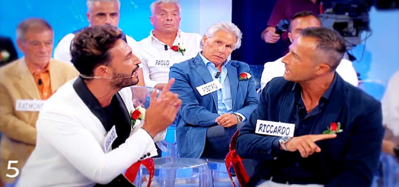 Uomini e Donne, in onda oggi il trono over: duro scontro in studio tra Riccardo e Armando, Ida in lacrime