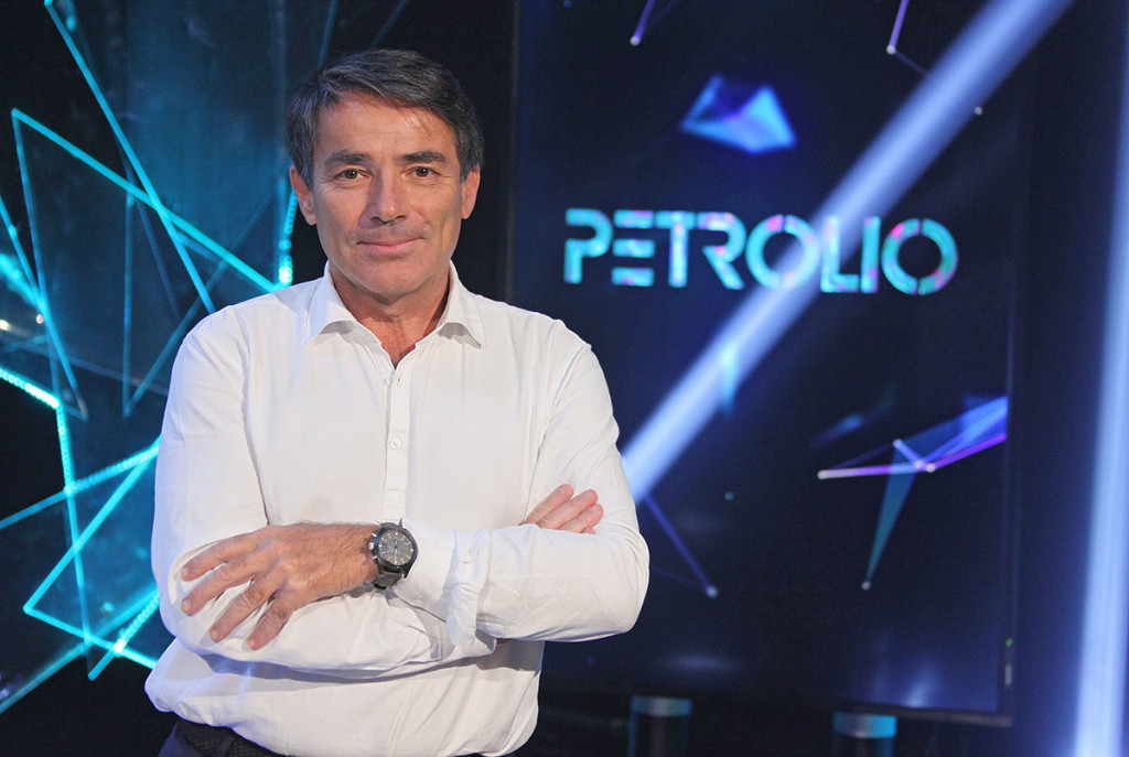 Rai2, stasera andrà in onda la prima puntata di “Petrolio”