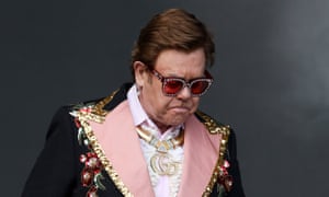 Elton John, emozionante addio: “50 anni di gioia pura nel fare musica, voi fan la mia linfa vitale”