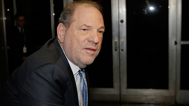 Weinstein condannato a 23 anni di carcere per stupro e aggressione sessuale | In ospedale dopo la sentenza