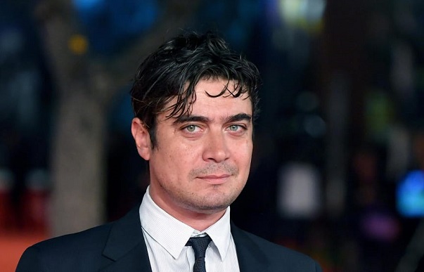 Riccardo Scamarcio diventa papà: la compagna all’ottavo mese