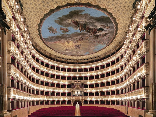 Teatro San Carlo di Napoli, dal 4 dicembre biglietti su Fb della Prima