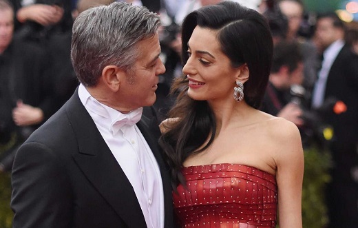 George Clooney, Amal Alamuddin e le loro lettere d’amore: “Ce le scriviamo di continuo…”