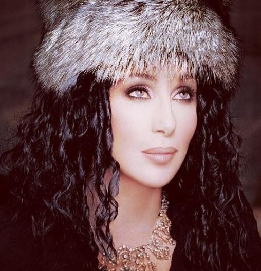 Cher annuncia la produzione del film sulla sua vita