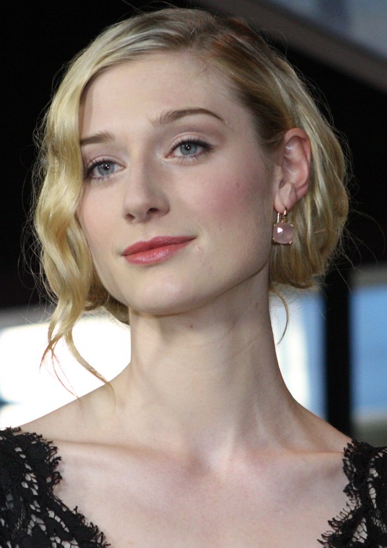 The Crown 5, Elizabeth Debicki sarà Lady Diana: la prima foto dal set