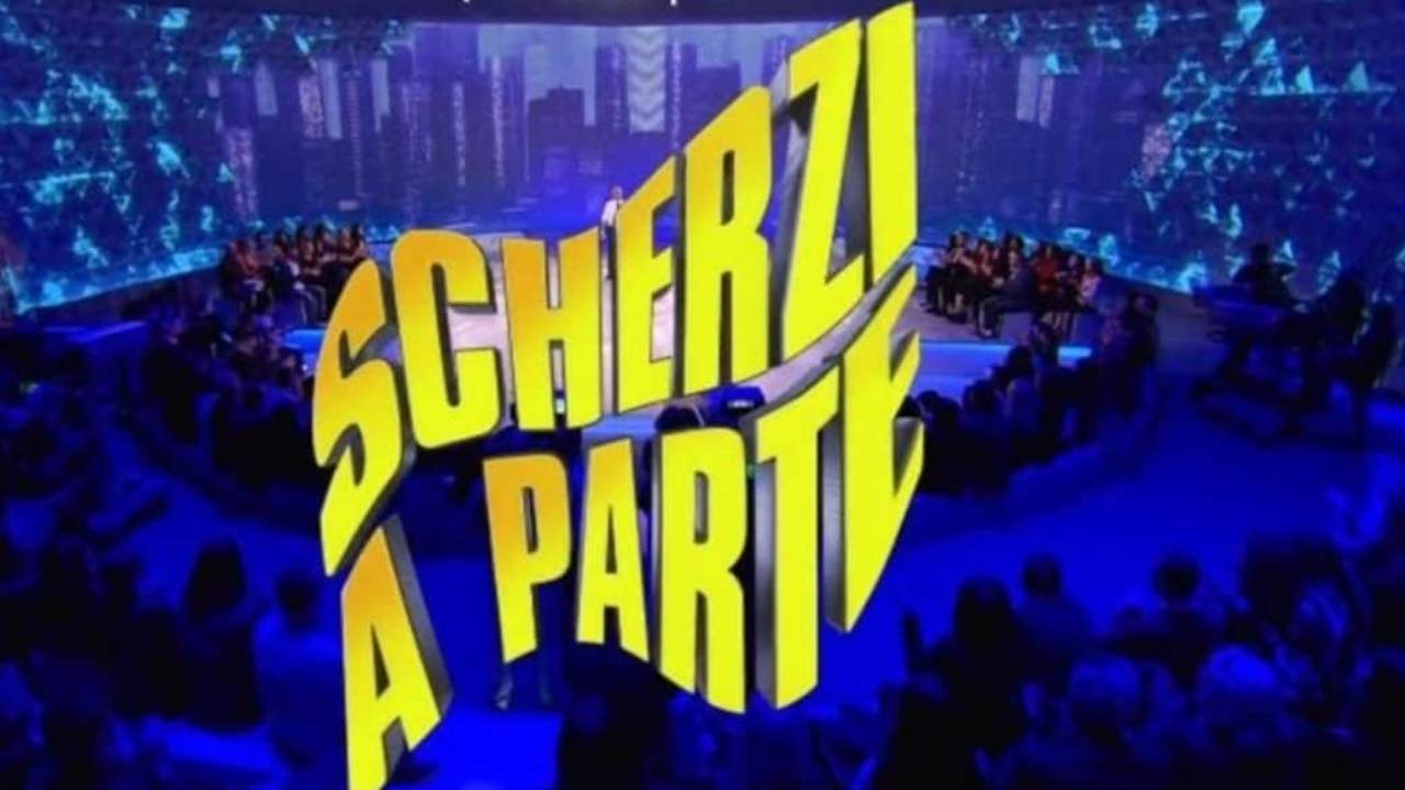 Scherzi a parte, Enrico Papi non sarà solo: vallette e conduttrici, lo scoop