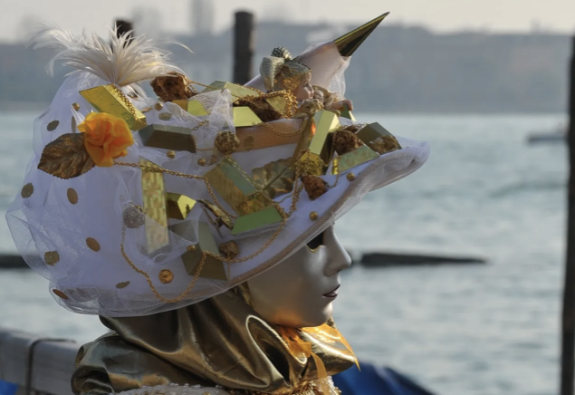 Carnevale di Venezia 2022: l’opening parade dà il via a una festa che diventa simbolo della ripartenza