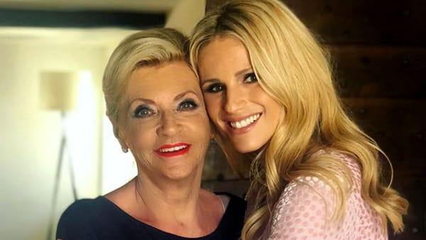 La madre di Michelle Hunziker 5 anni lontana dalla figlia per colpa della setta: ‘Non dormivo, prendevo tranquillanti’