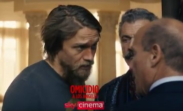 Omicidio a Los Angeles, in prima tv assoluta su Sky il film con Charlie Hunnam