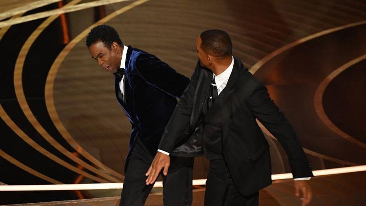 Oscar 2022, schiaffo sul palco. Academy “non perdona”. Chris Rock (per ora) non denuncia Will Smith