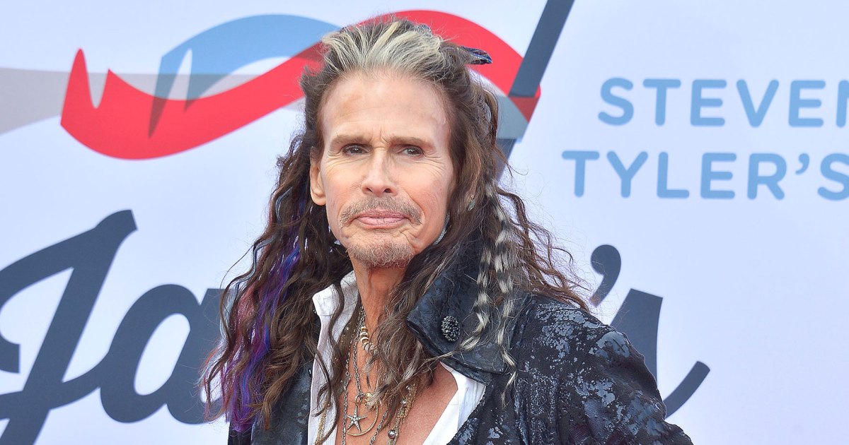 Steven Tyler di nuovo in rehab, gli Aerosmith costretti a rimandare il tour