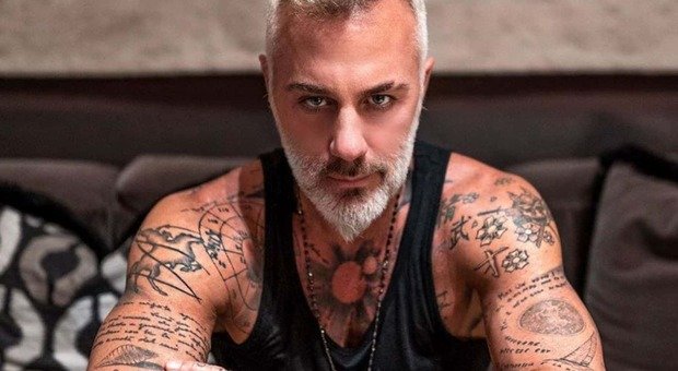 La colf fa causa a Gianluca Vacchi: “Se non ballavo a tempo, mi insultava”