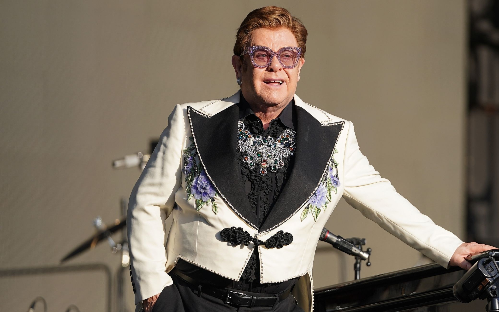 Disney+ si è aggiudicata il documentario di Elton John “Goodbye Yellow Brick Road”