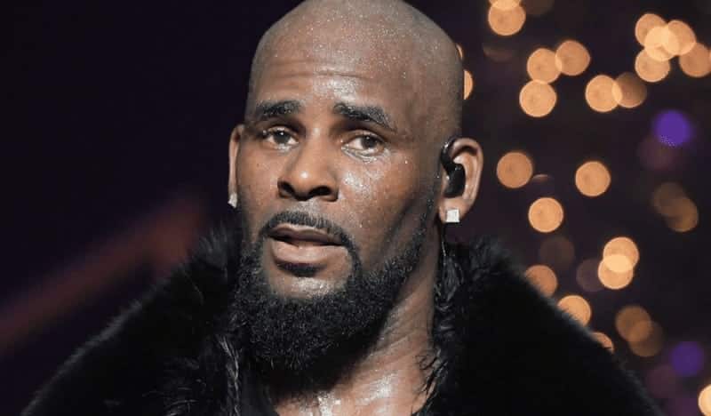 Usa, R.Kelly condannato a 30 anni di carcere per abusi sessuali