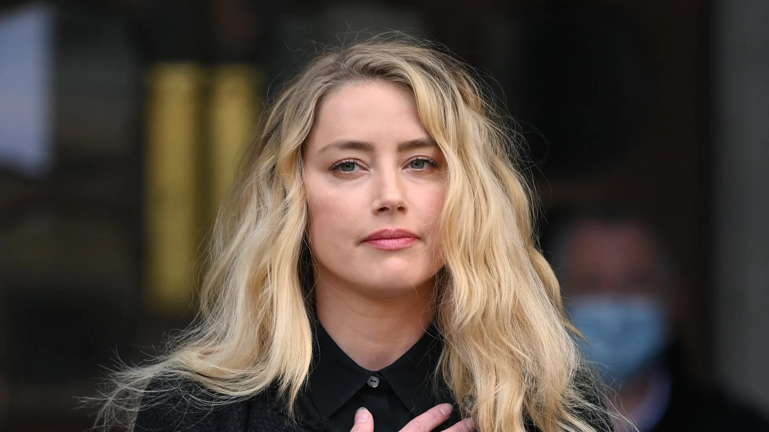 Processo Johnny Depp-Amber Heard, l’attrice: “Non biasimo la giuria”. E attacca i social